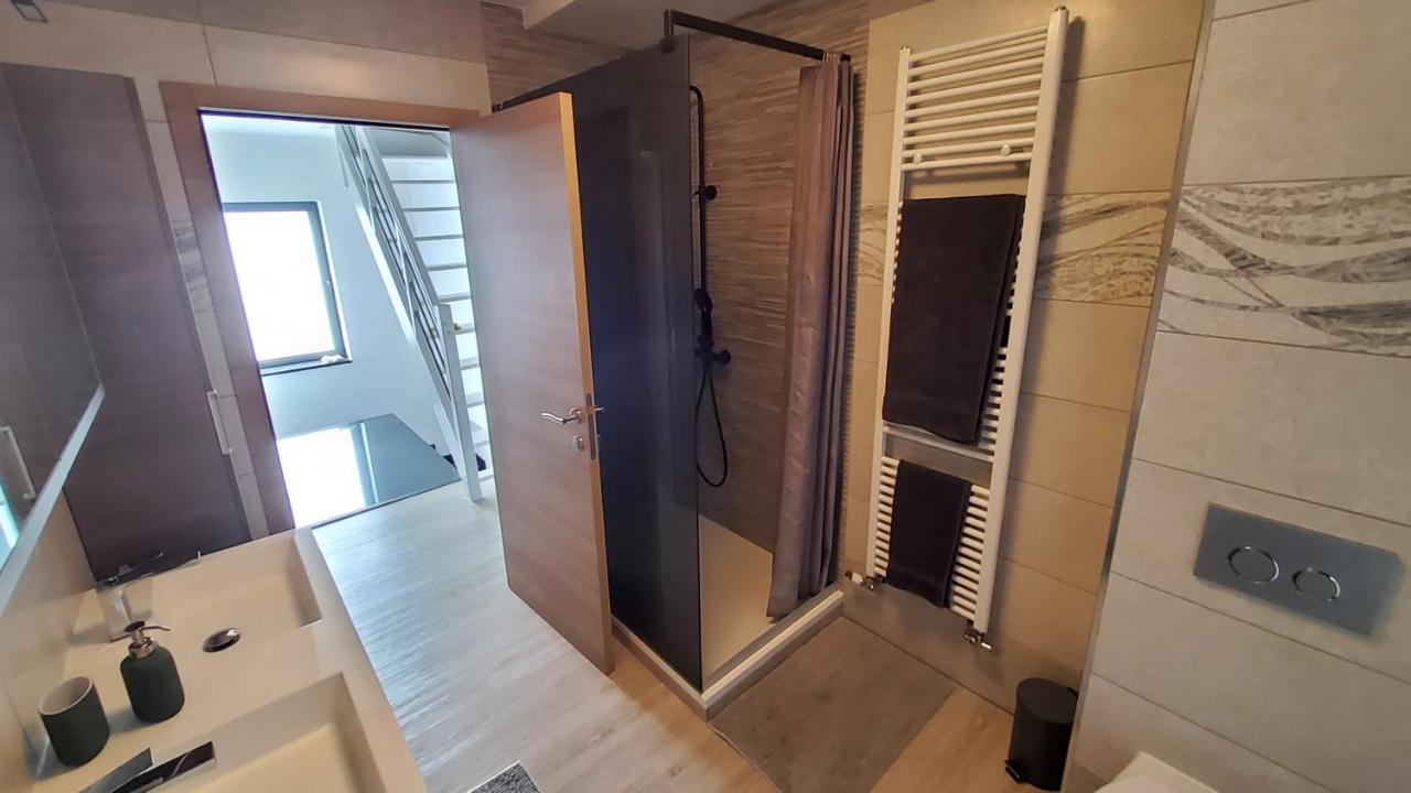 Chambre Deluxe Au 2Eme Etage, Chambre Double Au 4Eme Etage Not A Hotel Brüsszel Kültér fotó